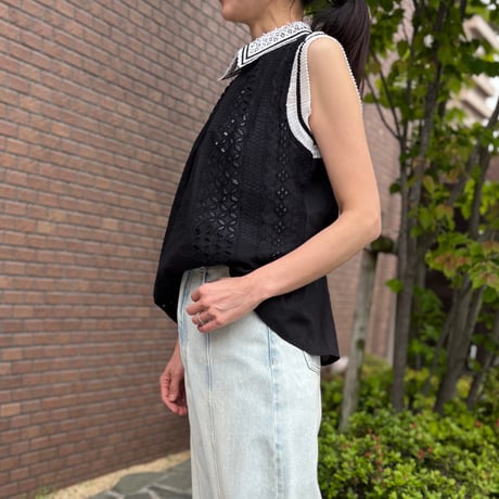 襟付きレースブラウス