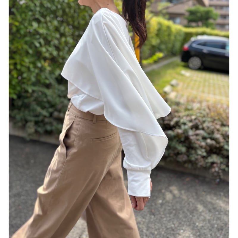 美品✨アドーア　レイヤード　ケープ　プルオーバー　フリル　ウール　黒　38 予約】レイヤード風 ケーブル ニット ニットプルオーバー | hanao select