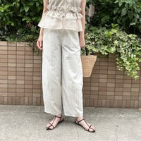 カーブリラックスパンツ