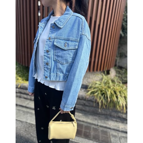 ショートデニムジャケット