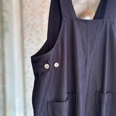 ロゴ刺繍サロペット