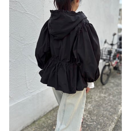 ペプラムタフタブルゾン