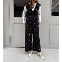 フラワー刺繍サロペット