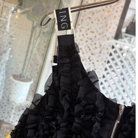 フリルビスチェサロペット