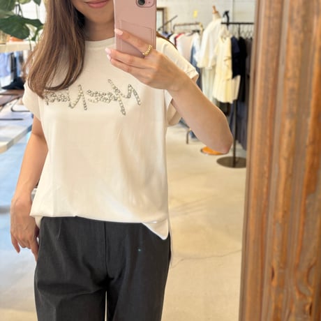 パールビジューTシャツ