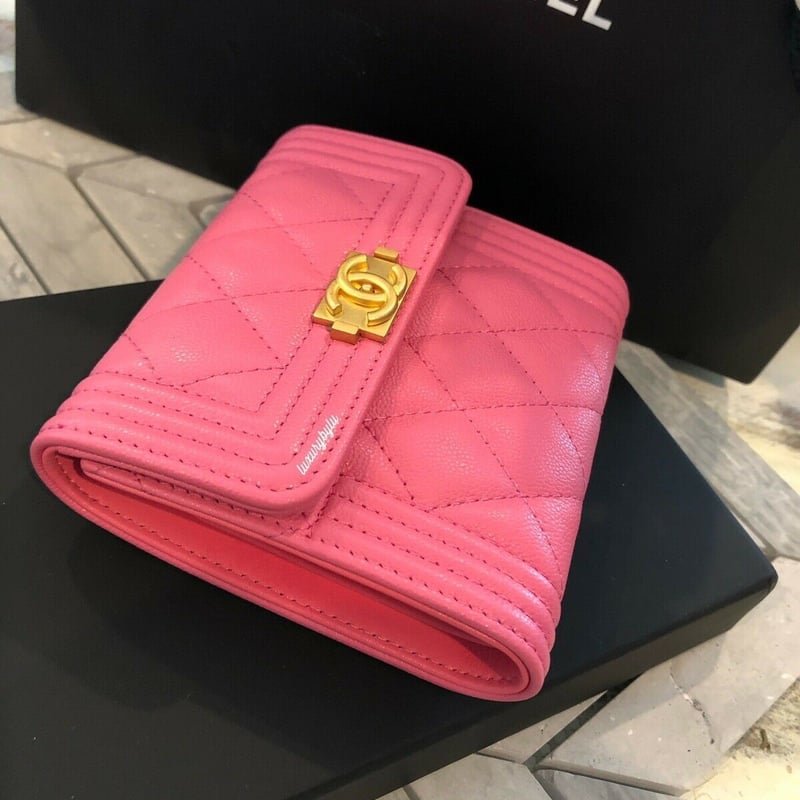 CHANEL ボーイシャネル 財布 ピンク