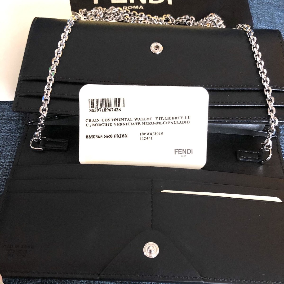 新品 正規 Fendi フェンディ レインボースタッズ チェーンウォレット