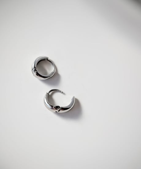 付けっぱなしok／フープピアス