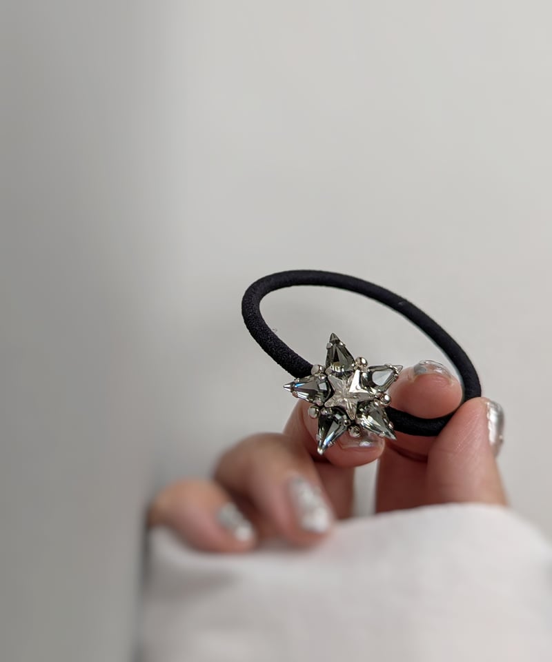 Mimiさま専用　スワロフスキークローバーヘアゴム Mimiさま専用 スワロフスキークローバーヘアゴム 送料無料】お花