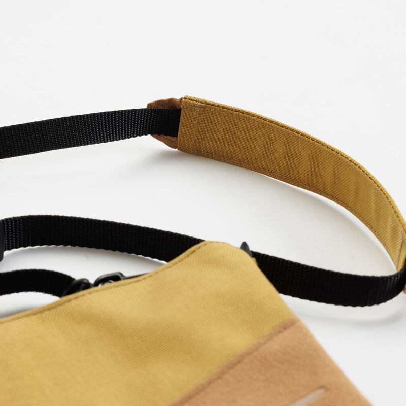 VOYAGE サコッシュ ネイビー | stairs design products onli