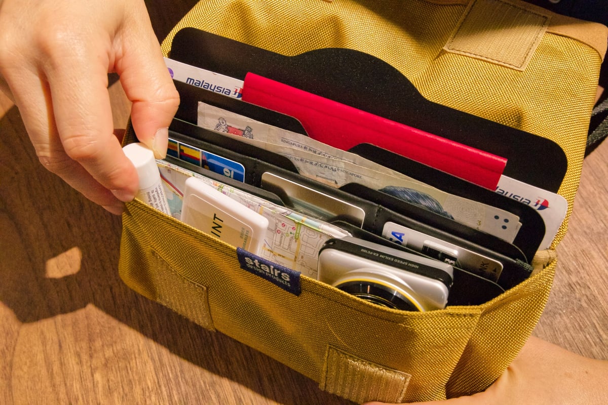 VANISH 景（Sadie）サイン入りサコッシュ サコッシュ Night Arcade ｜【公式】ポケモンセンターオンライン