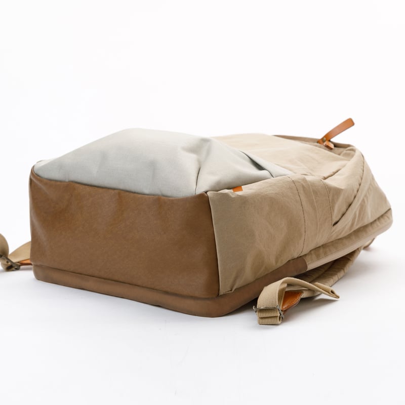 本革 MasterPiece ４way backpack　バックパック　ベージュ 本革 MasterPiece 4way backpack バックパック ベージュ