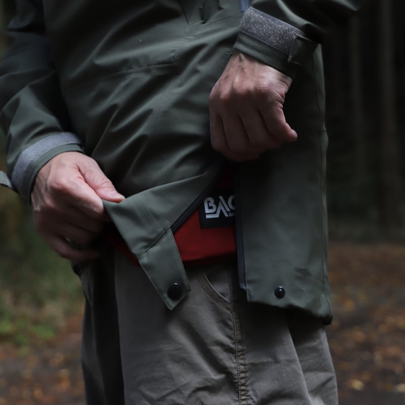 Tilak+POUTNIK】Raptor MiG Jacket with Expander- Tilak+POUTNIK】Raptor MiG Jacket with Expander-