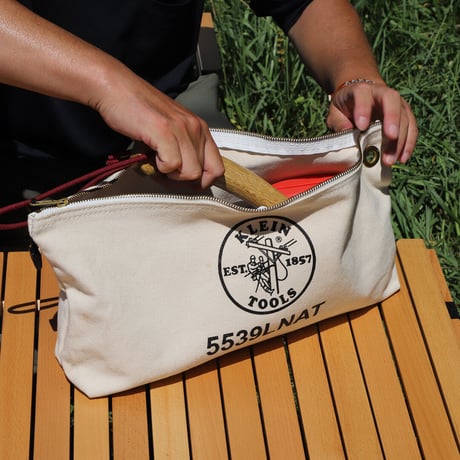 【KLEIN TOOLS】5539LNAT Zipper Bag, Large Canvas Tool Pouch, 18インチ-Natural