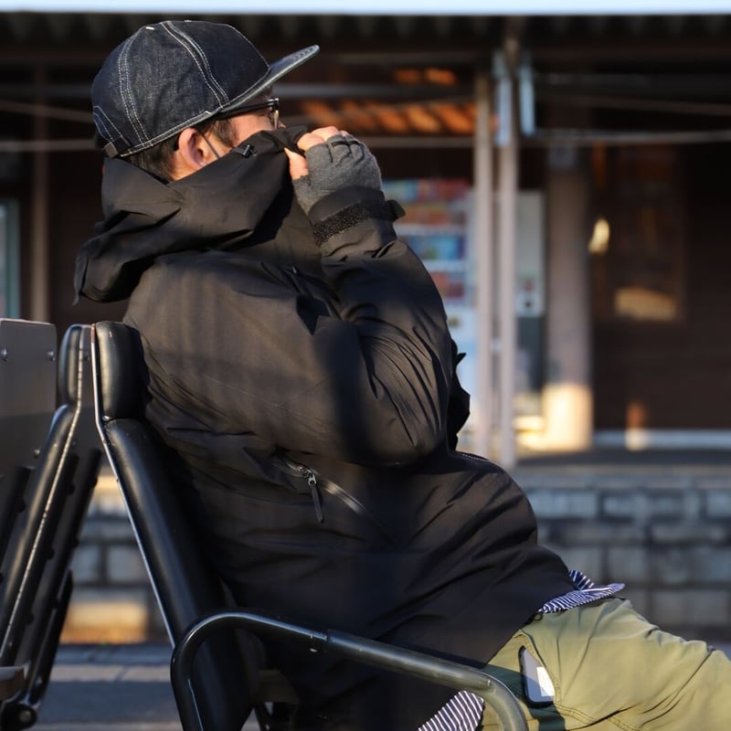 Tilak+POUTNIK】Evolution Jacket_CaviarBlack | g