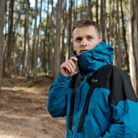 【Tilak+POUTNIK】Stinger Jacket GORE-TEX Paclite®