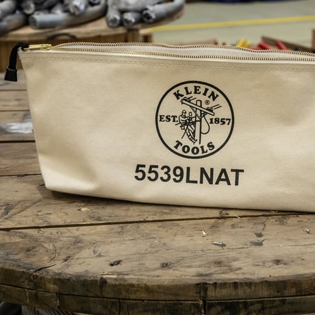 【KLEIN TOOLS】5539LNAT Zipper Bag, Large Canvas Tool Pouch, 18インチ-Natural