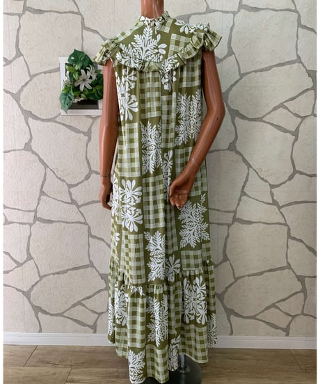 QUILT SLEEVELESS MUUMUU DRESS 　キルトスリーブレス ムームードレス