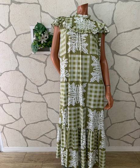 QUILT SLEEVELESS MUUMUU DRESS 　キルトスリーブレス ムームードレス