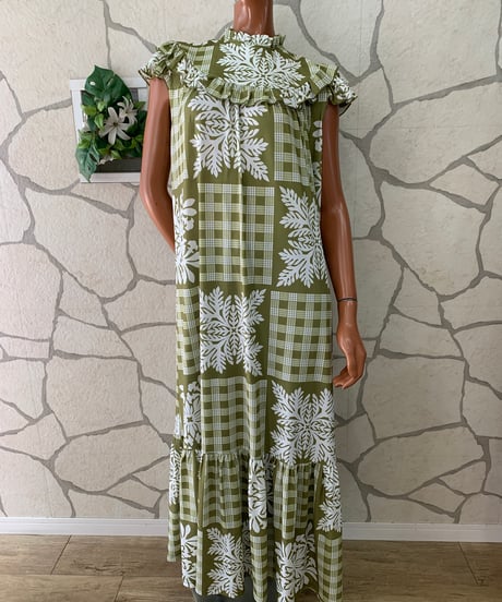 QUILT SLEEVELESS MUUMUU DRESS 　キルトスリーブレス ムームードレス