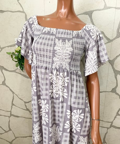 QUILT OFF-SHOUL  DRESS  【 グレージュ 】