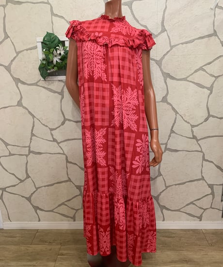 QUILT SLEEVELESS MUUMUU DRESS 　キルトスリーブレス ムームードレス