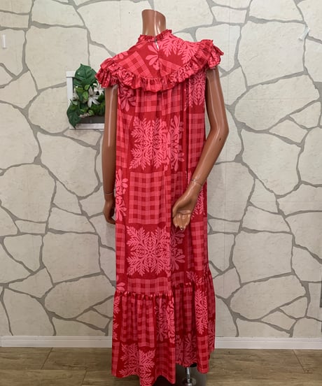 QUILT SLEEVELESS MUUMUU DRESS 　キルトスリーブレス ムームードレス