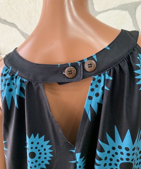 MANA  WANADRESS   BUTTON