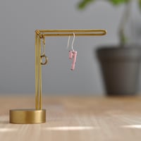 数字ピアス 7 ピンク【短】