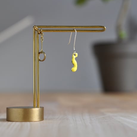 数字ピアス 5 レモンイエロー【長】