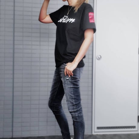 Nihilism Crack Print T-shirt (Black)