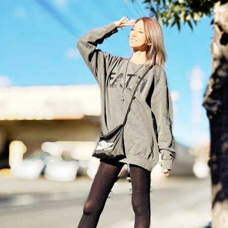 FATE Pigment Dye Crewneck Sweatshirt(Black)
