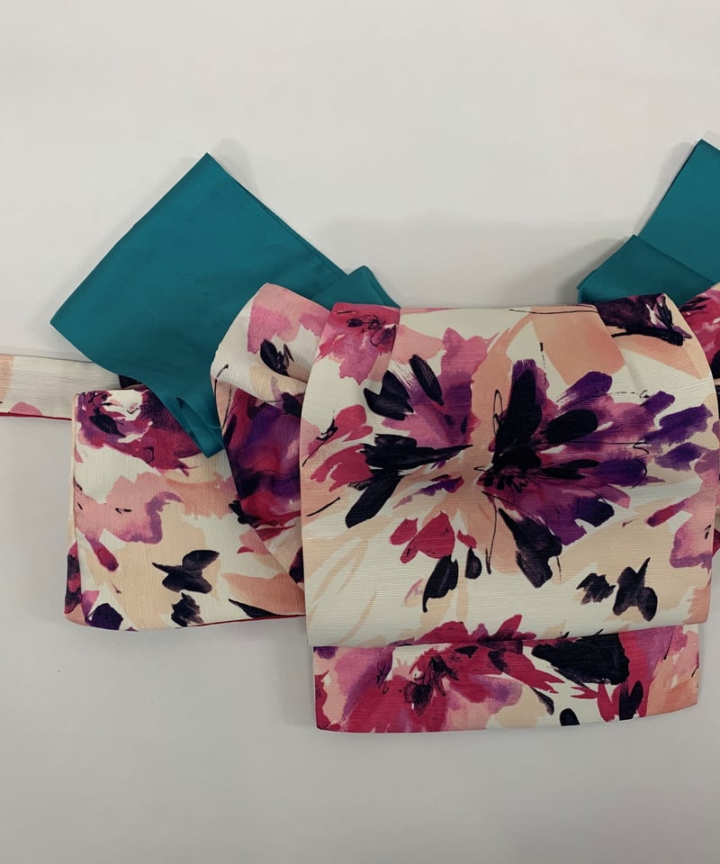 ピンク花柄着物 緑帯 赤帯付き ピンク花柄着物 緑帯 赤帯付き 楽天市場】生地 花柄（カラー