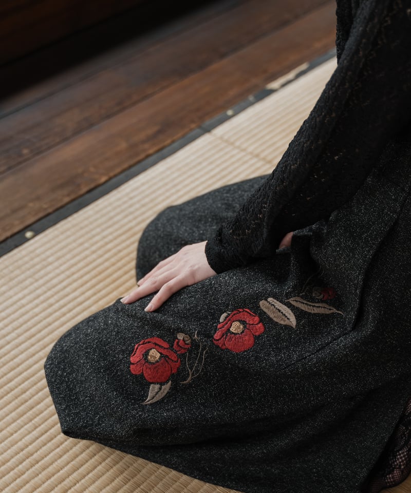 iCONOLOGY 花を着るスラックス 【カラー】 花を着るスラックス【カラー】 ——— back style 6/6(sun) 21:00