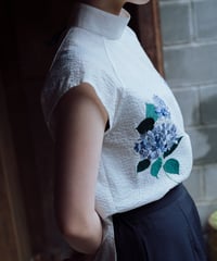 花を着るブラウス#01【紫陽花】-white-