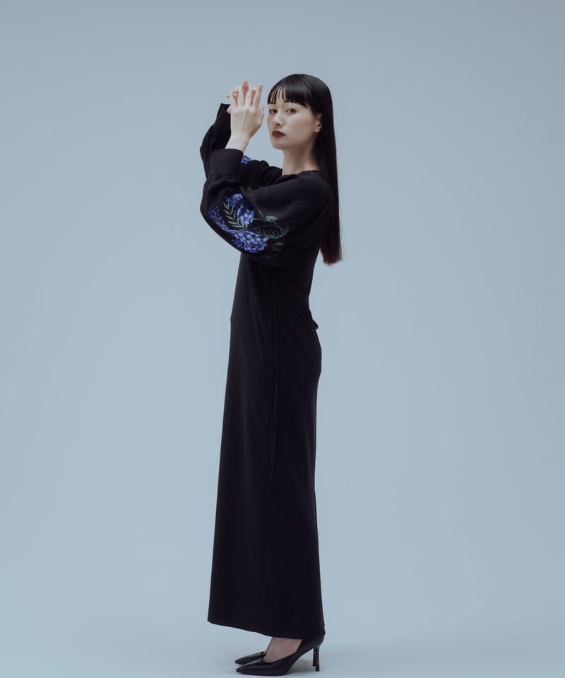 iCONOLOGY ワンピース 花を着るワンピース