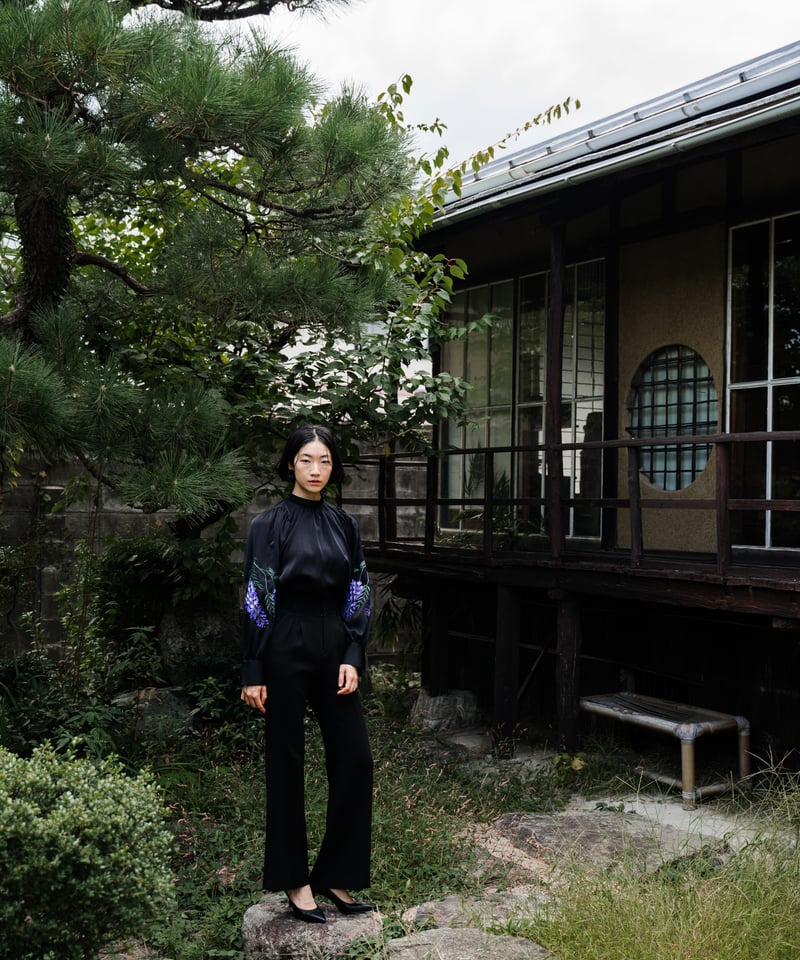 花を着るブラウス#05【藤】 -black- | iCONOLOGY