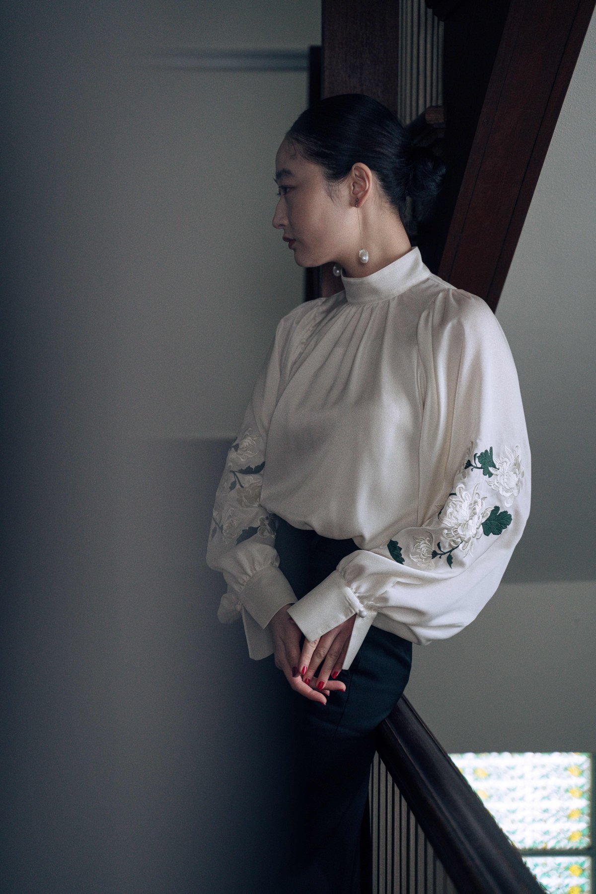 花を着るブラウス#05【菊】-white- | iCONOLOGY 花を着るブラウス#05【菊】-white- | iCONOLOGY