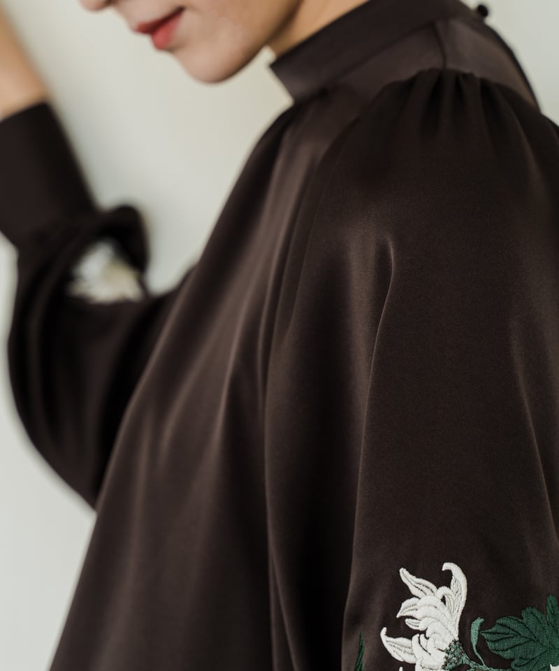 花を着るブラウス#05【菊】 -brown- | iCONOLOGY