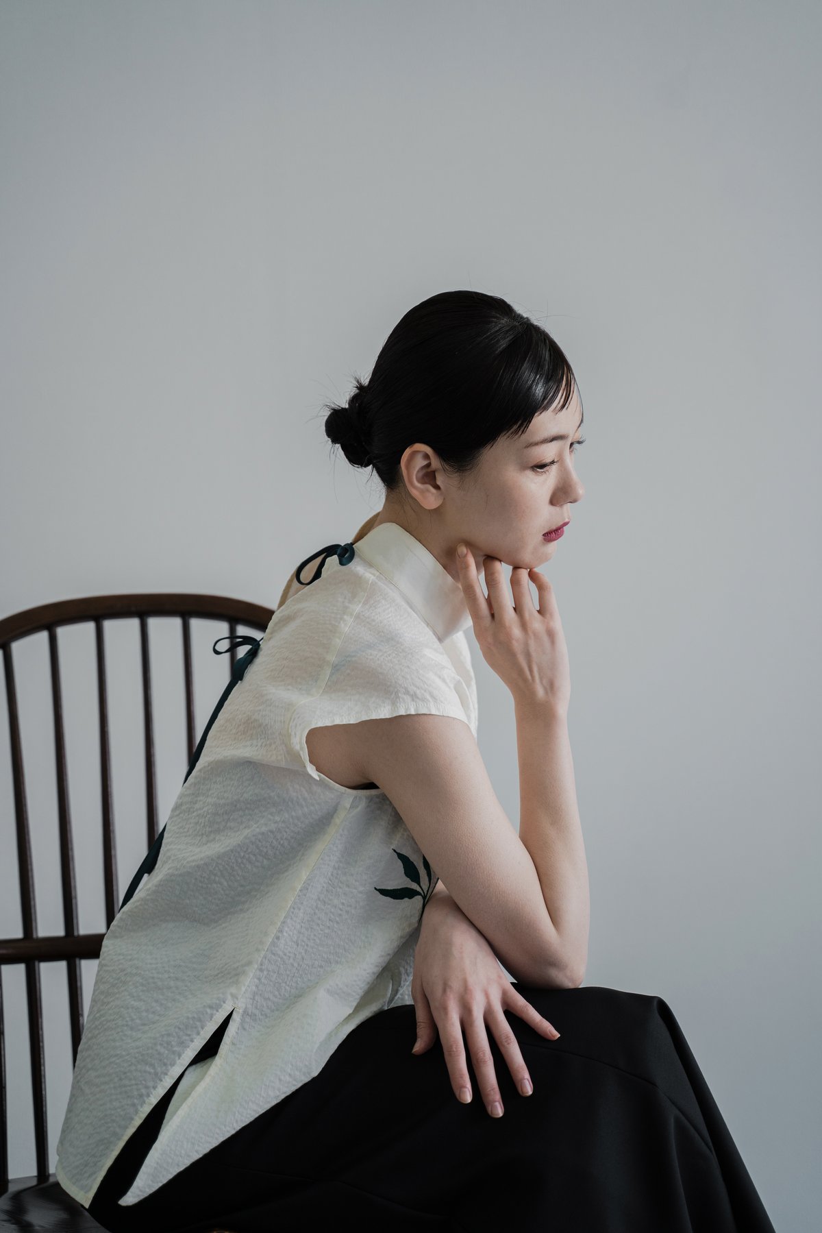 花を着るブラウス#01【芍薬】-ivory- | iCONOLOGY 花を着るブラウス#01【芍薬】-ivory- | iCONOLOGY
