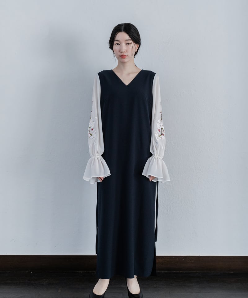 花を着るワンピース#02【桜】-navy- | iCONOLOGY