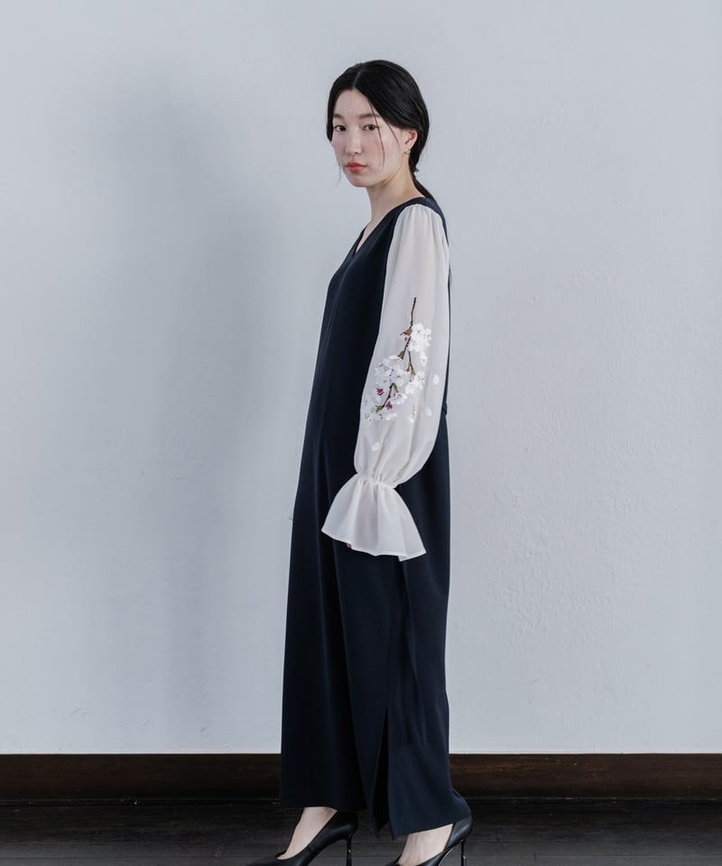 花を着るワンピース#02【桜】-navy- | iCONOLOGY