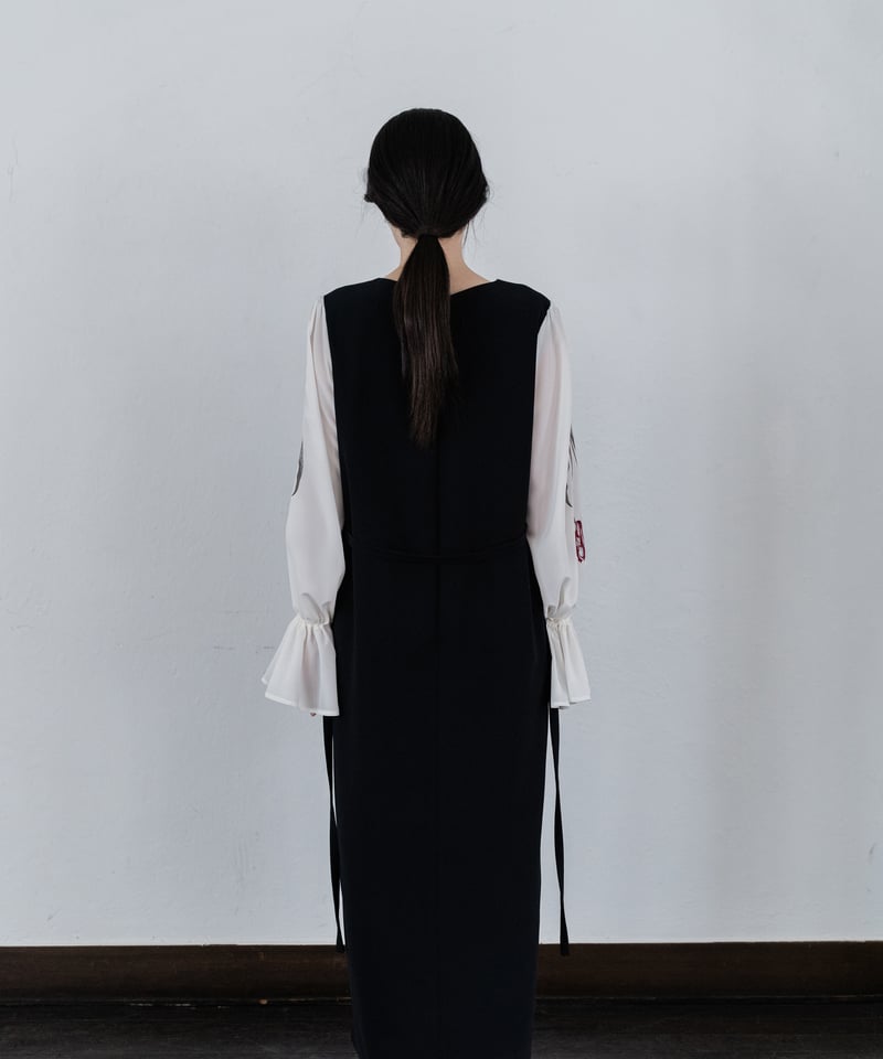 花を着るワンピース#02【チューリップ】-black- | iCONOLOGY