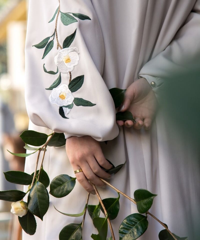 iCONOLOGY 花を着るワンピース 白椿