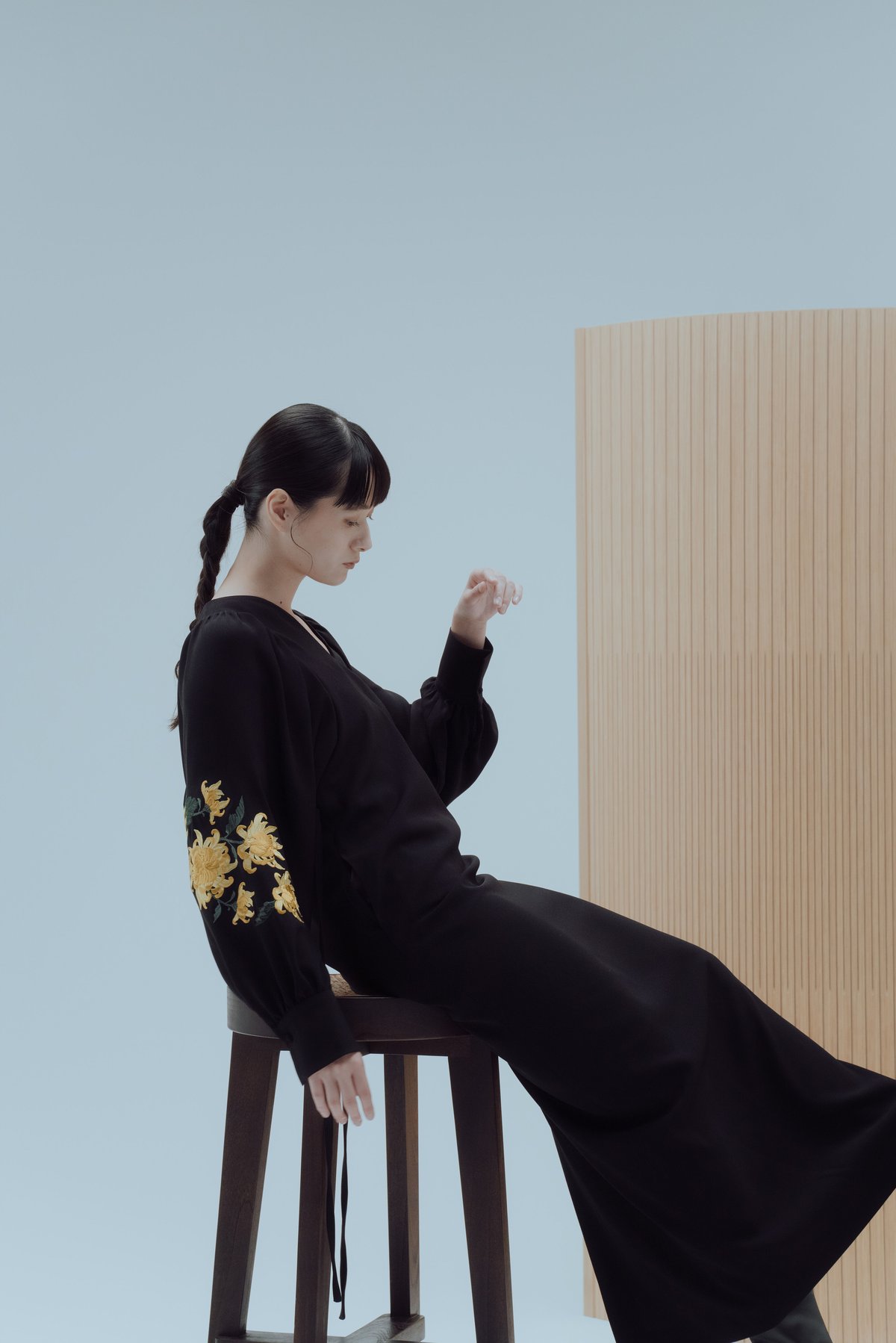 iCONOLOGY 花を着るワンピース#4 竜胆　charcoal gray iCONOLOGY 花を着るワンピース#4 竜胆 charcoal gray