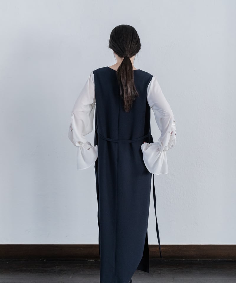 花を着るワンピース#02【桜】-navy- | iCONOLOGY