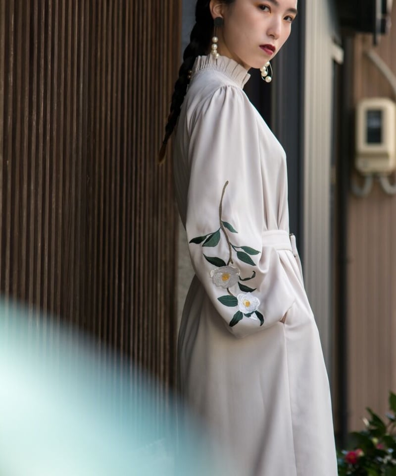 iCONOLOGY 花を着るワンピース 白椿