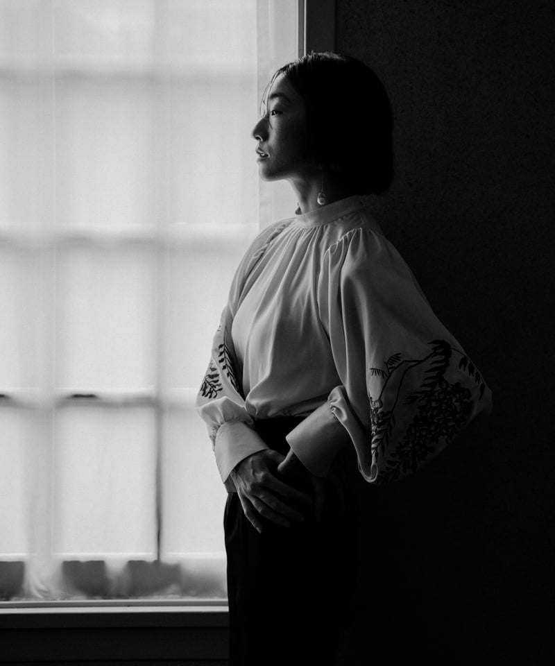 iconology 花を着るブラウス#05【藤】-ecru- 花を着るブラウス#05【藤】 -lightgray- | iCONOLOGY