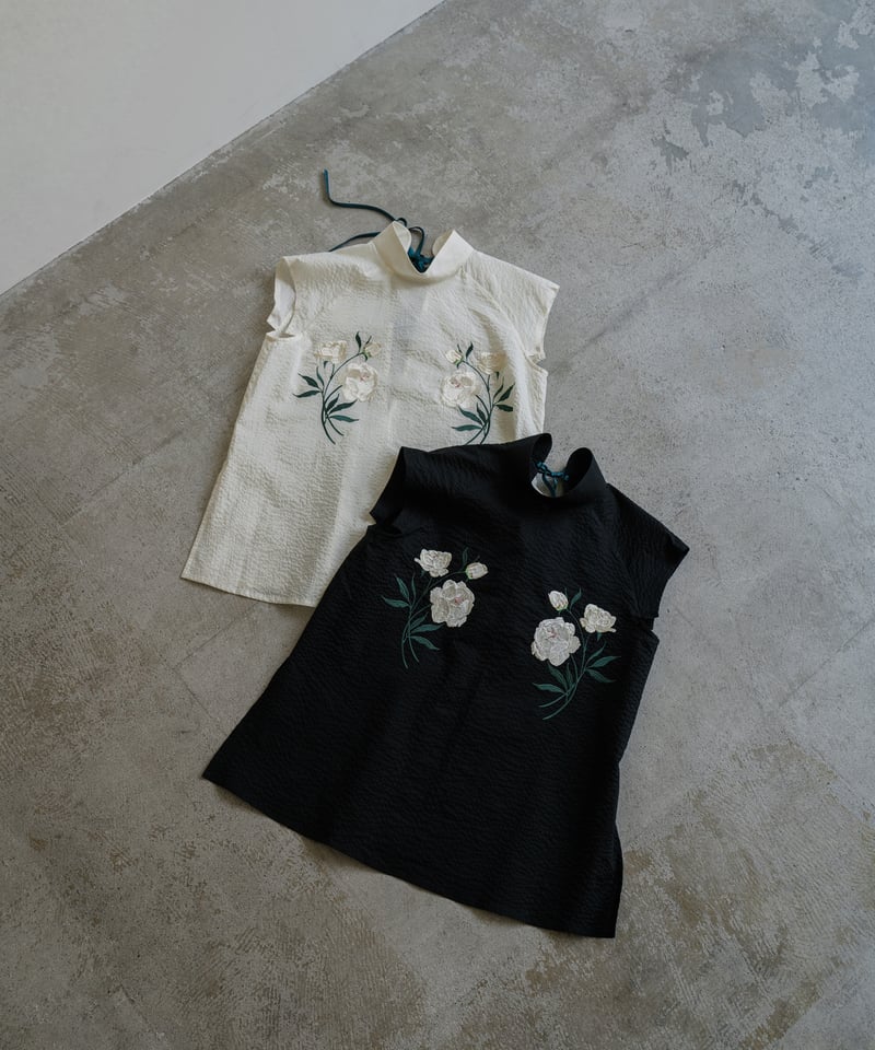 花を着るブラウス#01【芍薬】-ivory- | iCONOLOGY 花を着るブラウス#01【芍薬】-ivory- | iCONOLOGY
