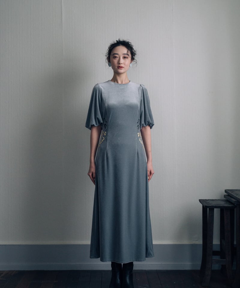 iconology 花を着るワンピース　#06 南天　gray 花を着るワンピース#06【南天】-gray- | iCONOLOGY